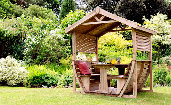 Строительство беседок и садовых сооружений