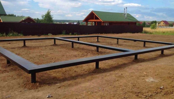 Установка винтовых свай для различных сооружений